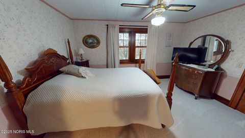 Tiny photo for 2137 Drouillard Road, Northwood, OH 43619 (MLS # 10000561)