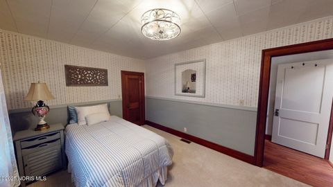 Tiny photo for 2137 Drouillard Road, Northwood, OH 43619 (MLS # 10000561)