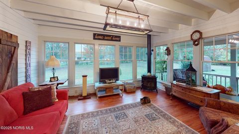 Tiny photo for 2137 Drouillard Road, Northwood, OH 43619 (MLS # 10000561)