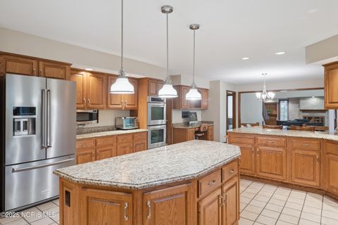 Tiny photo for 4816 Sunwood Drive, Toledo, OH 43623 (MLS # 10001079)