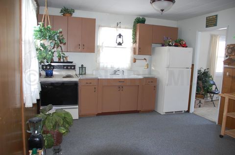 Tiny photo for 851 Lamonde Drive, Maumee, OH 43537 (MLS # 10003467)