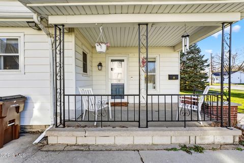 Tiny photo for 645 W Madison Street, Gibsonburg, OH 43431 (MLS # 10006127)