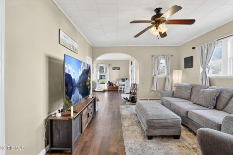 Tiny photo for 645 W Madison Street, Gibsonburg, OH 43431 (MLS # 10006127)