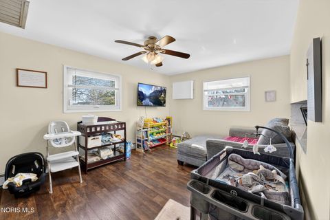 Tiny photo for 645 W Madison Street, Gibsonburg, OH 43431 (MLS # 10006127)