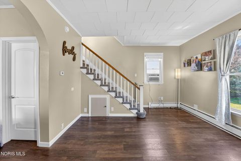 Tiny photo for 645 W Madison Street, Gibsonburg, OH 43431 (MLS # 10006127)