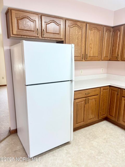 Tiny photo for 4269 Townhouse Drive # D, Oregon, OH 43616 (MLS # 10002388)