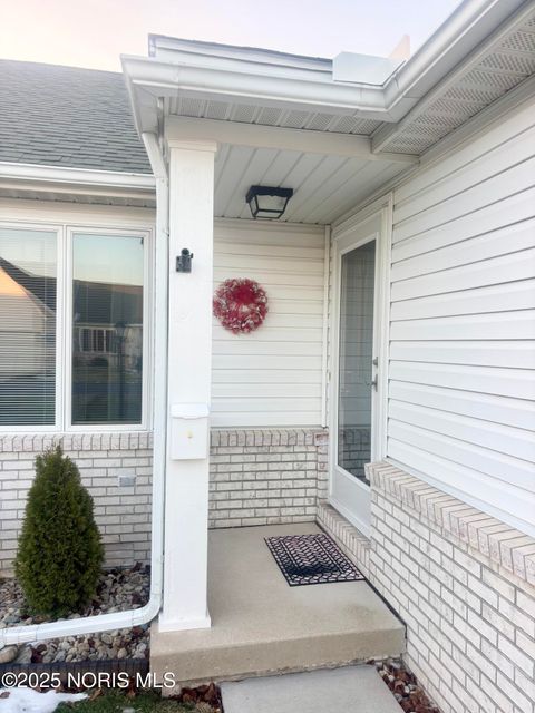 Tiny photo for 4269 Townhouse Drive # D, Oregon, OH 43616 (MLS # 10002388)