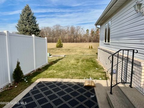 Tiny photo for 4269 Townhouse Drive # D, Oregon, OH 43616 (MLS # 10002388)