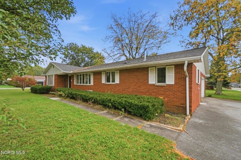 Tiny photo for 411 E Lima Avenue, Ada, OH 45810 (MLS # 10014789)