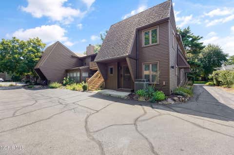 Tiny photo for 6544 Kingsbridge Drive # 4, Sylvania, OH 43560 (MLS # 10011449)