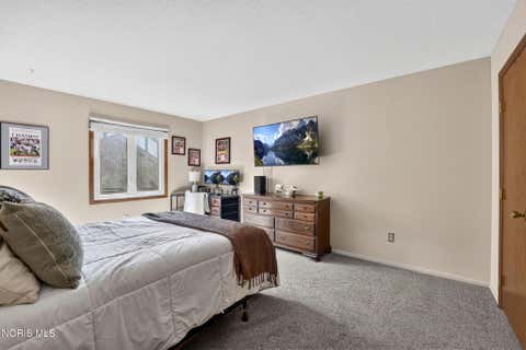 Tiny photo for 6544 Kingsbridge Drive # 4, Sylvania, OH 43560 (MLS # 10011449)