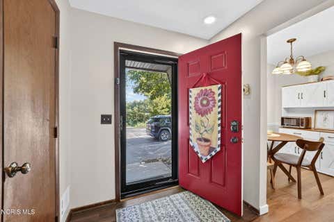 Tiny photo for 6544 Kingsbridge Drive # 4, Sylvania, OH 43560 (MLS # 10011449)