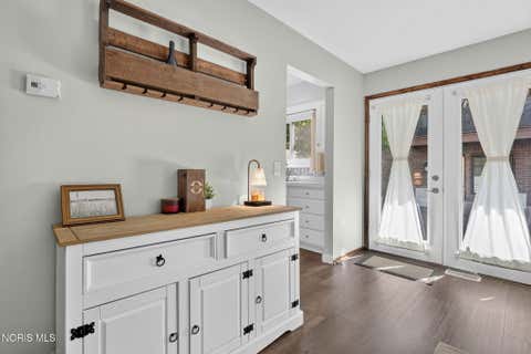 Tiny photo for 6544 Kingsbridge Drive # 4, Sylvania, OH 43560 (MLS # 10011449)