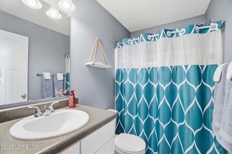 Tiny photo for 29411 Mabel Street, Millbury, OH 43447 (MLS # 10001956)