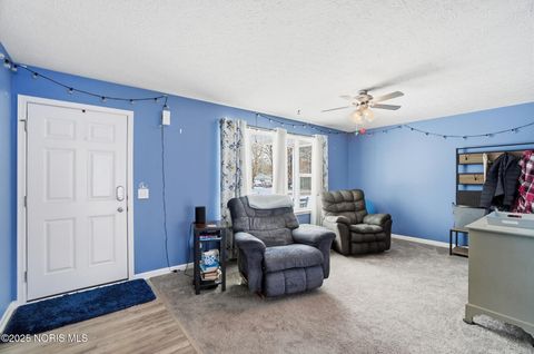 Tiny photo for 29411 Mabel Street, Millbury, OH 43447 (MLS # 10001956)