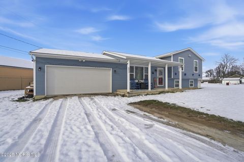 Tiny photo for 29411 Mabel Street, Millbury, OH 43447 (MLS # 10001956)