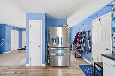 Tiny photo for 29411 Mabel Street, Millbury, OH 43447 (MLS # 10001956)