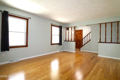 Tiny photo for 2302 Country Squire Lane, Toledo, OH 43615 (MLS # 10009310)