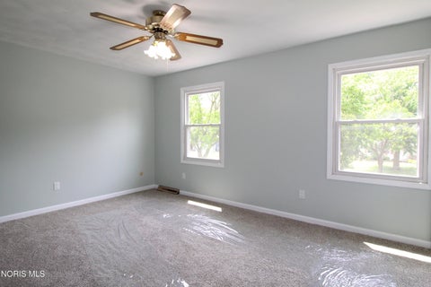 Tiny photo for 2302 Country Squire Lane, Toledo, OH 43615 (MLS # 10009310)