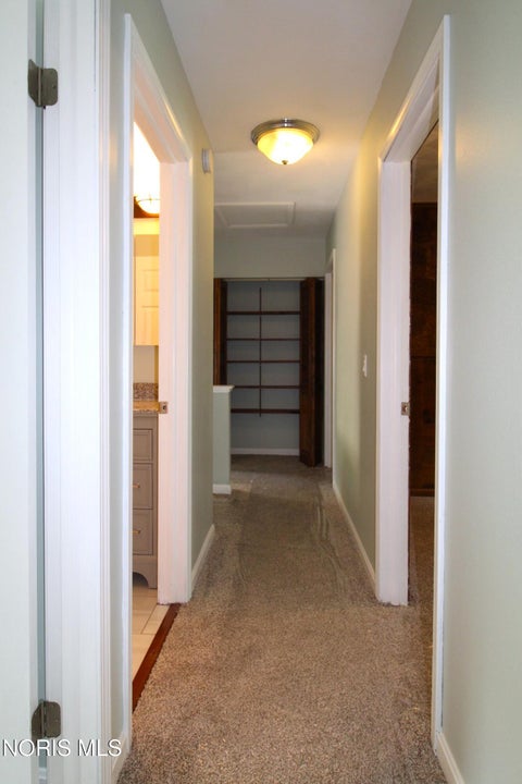 Tiny photo for 2302 Country Squire Lane, Toledo, OH 43615 (MLS # 10009310)