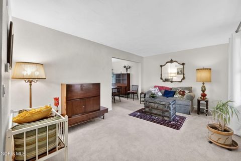 Tiny photo for 4072 Grandview Court, Toledo, OH 43614 (MLS # 10007651)