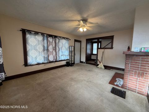 Tiny photo for 1752 Pilgrim Road, Toledo, OH 43607 (MLS # 10001917)