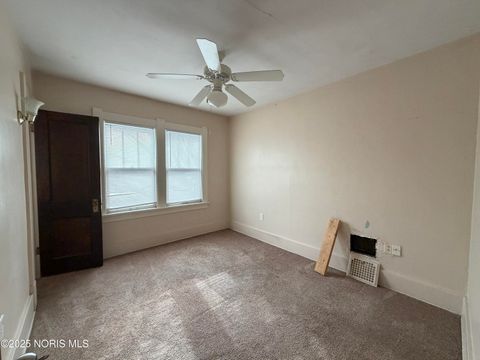 Tiny photo for 1752 Pilgrim Road, Toledo, OH 43607 (MLS # 10001917)