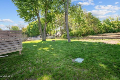 Tiny photo for 7403 Cross Ridge Road, Holland, OH 43528 (MLS # 10010094)