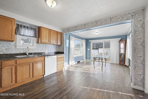 Tiny photo for 310 Jennings Road, Rossford, OH 43460 (MLS # 10003155)