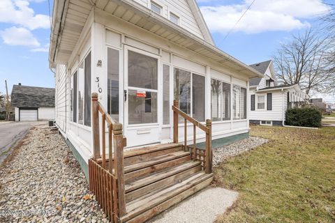 Tiny photo for 310 Jennings Road, Rossford, OH 43460 (MLS # 10003155)