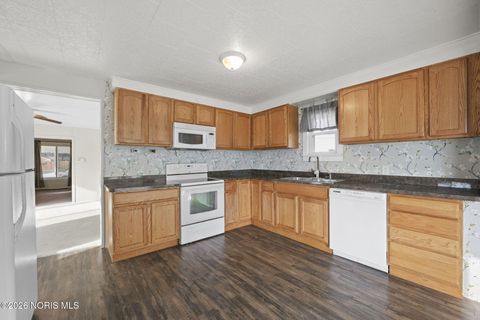 Tiny photo for 310 Jennings Road, Rossford, OH 43460 (MLS # 10003155)