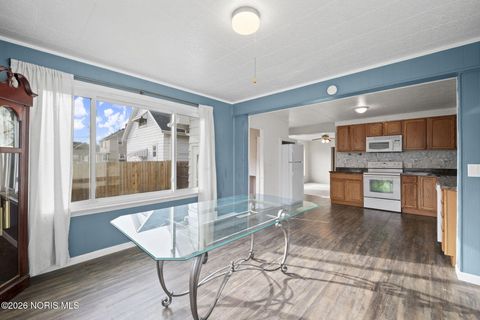 Tiny photo for 310 Jennings Road, Rossford, OH 43460 (MLS # 10003155)