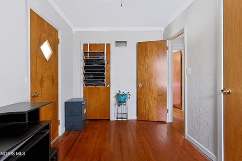 Tiny photo for 213 N Collinwood Avenue, Fremont, OH 43420 (MLS # 10012369)