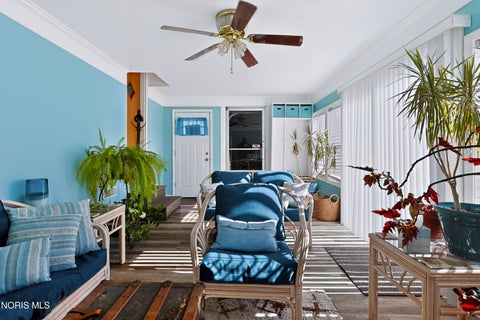 Tiny photo for 213 N Collinwood Avenue, Fremont, OH 43420 (MLS # 10012369)