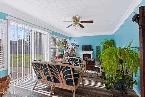 Tiny photo for 213 N Collinwood Avenue, Fremont, OH 43420 (MLS # 10012369)