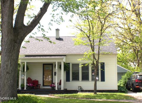Tiny photo for 3233 Van Fleet Parkway, Toledo, OH 43615 (MLS # 10007857)