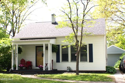 Photo of 3233 Van Fleet Parkway, Toledo, OH 43615 (MLS # 10007857)
