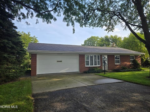 Photo of 22826 Burlington Gardens Street, Archbold, OH 43502 (MLS # 10012839)