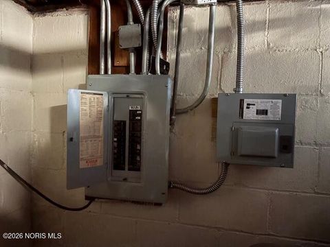 Tiny photo for 2934 S 109th Street, Toledo, OH 43611 (MLS # 10003375)