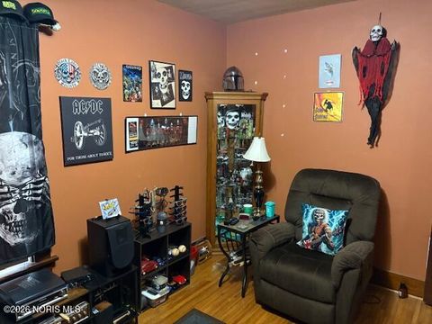 Tiny photo for 2934 S 109th Street, Toledo, OH 43611 (MLS # 10003375)