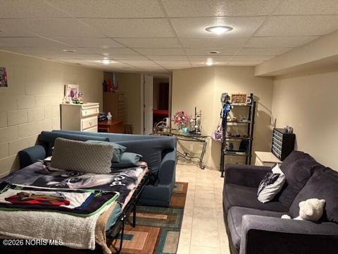 Tiny photo for 2934 S 109th Street, Toledo, OH 43611 (MLS # 10003375)