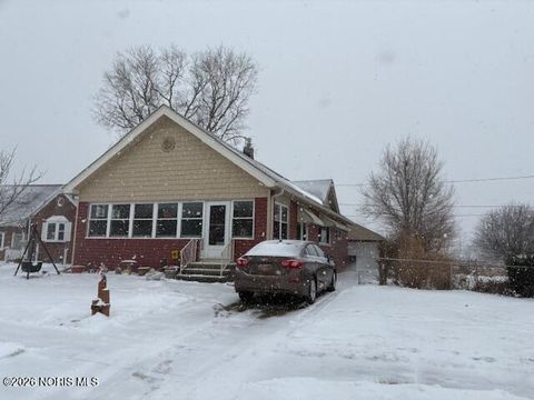 Photo of 2934 S 109th Street, Toledo, OH 43611 (MLS # 10003375)