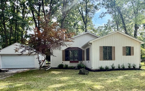 Photo of 5822 Balfour Road, Sylvania, OH 43560 (MLS # 10012853)