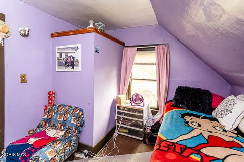 Tiny photo for 2740 Albion Street, Toledo, OH 43610 (MLS # 10006197)