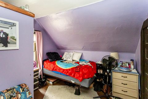 Tiny photo for 2740 Albion Street, Toledo, OH 43610 (MLS # 10006197)