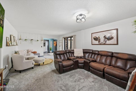 Tiny photo for 6857 Greentree Lane, Maumee, OH 43537 (MLS # 10014210)
