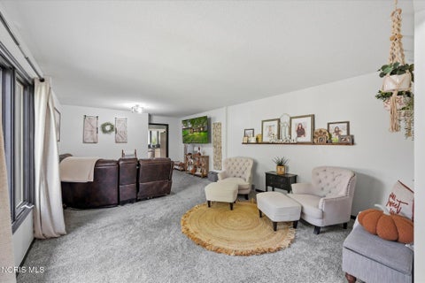 Tiny photo for 6857 Greentree Lane, Maumee, OH 43537 (MLS # 10014210)
