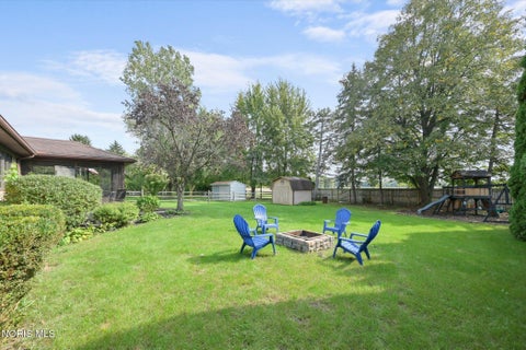 Tiny photo for 6857 Greentree Lane, Maumee, OH 43537 (MLS # 10014210)