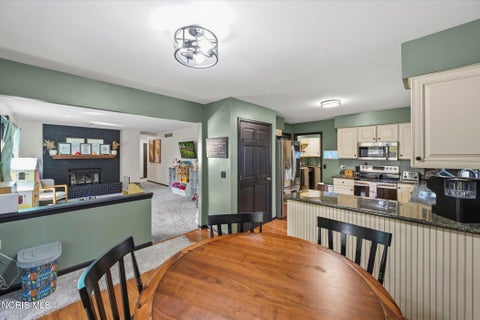 Tiny photo for 6857 Greentree Lane, Maumee, OH 43537 (MLS # 10014210)