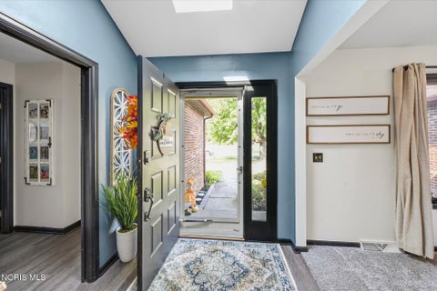Tiny photo for 6857 Greentree Lane, Maumee, OH 43537 (MLS # 10014210)